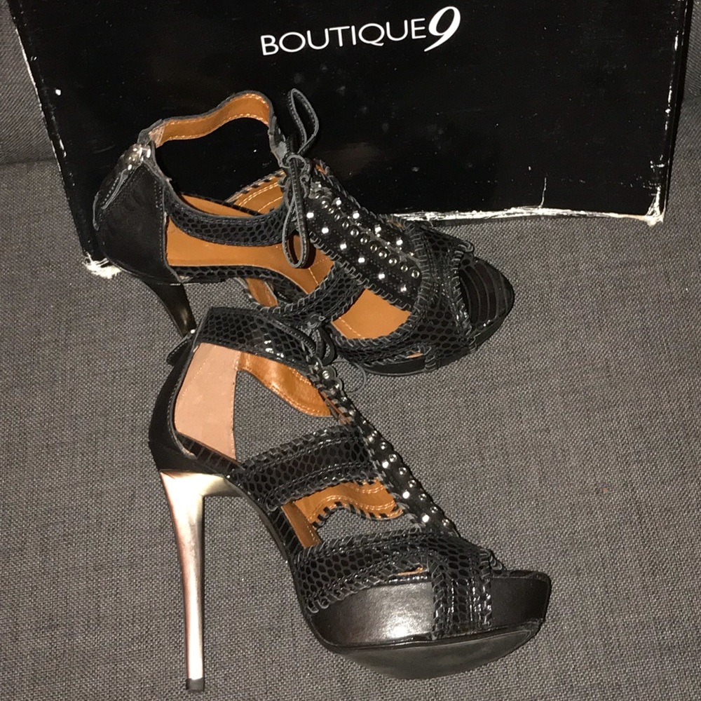 Boutique 9 Caphis Heeled Sandals